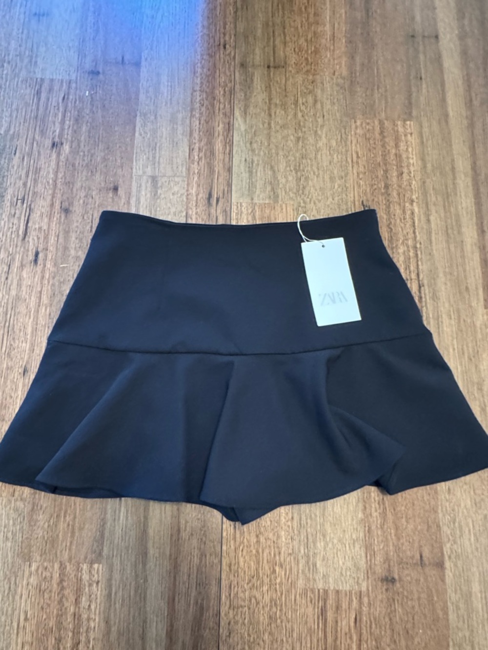 Zara Black Peplum Mini Skirt/skort - Picture 2 of 7